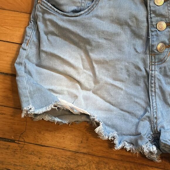 NOBO No Boundaries Junior’s High Waist Cut Off Shorts Size 17 - Picture 3 of 5